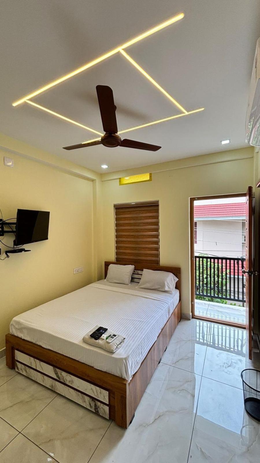 Hawa Residency Hotel Kochi Exterior photo